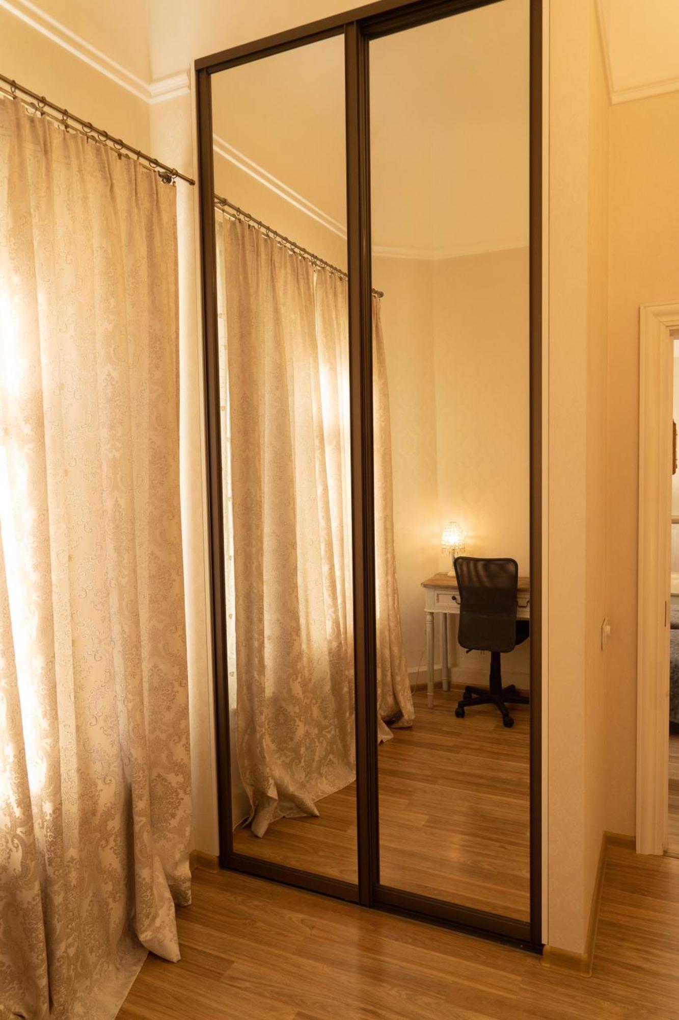Elegant In Historical Centre & Free Locked Parking Appartement