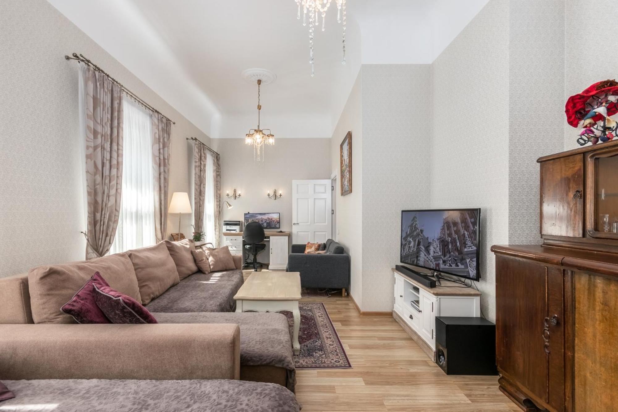 Leilighet Elegant In Historical Centre & Free Locked Parking *