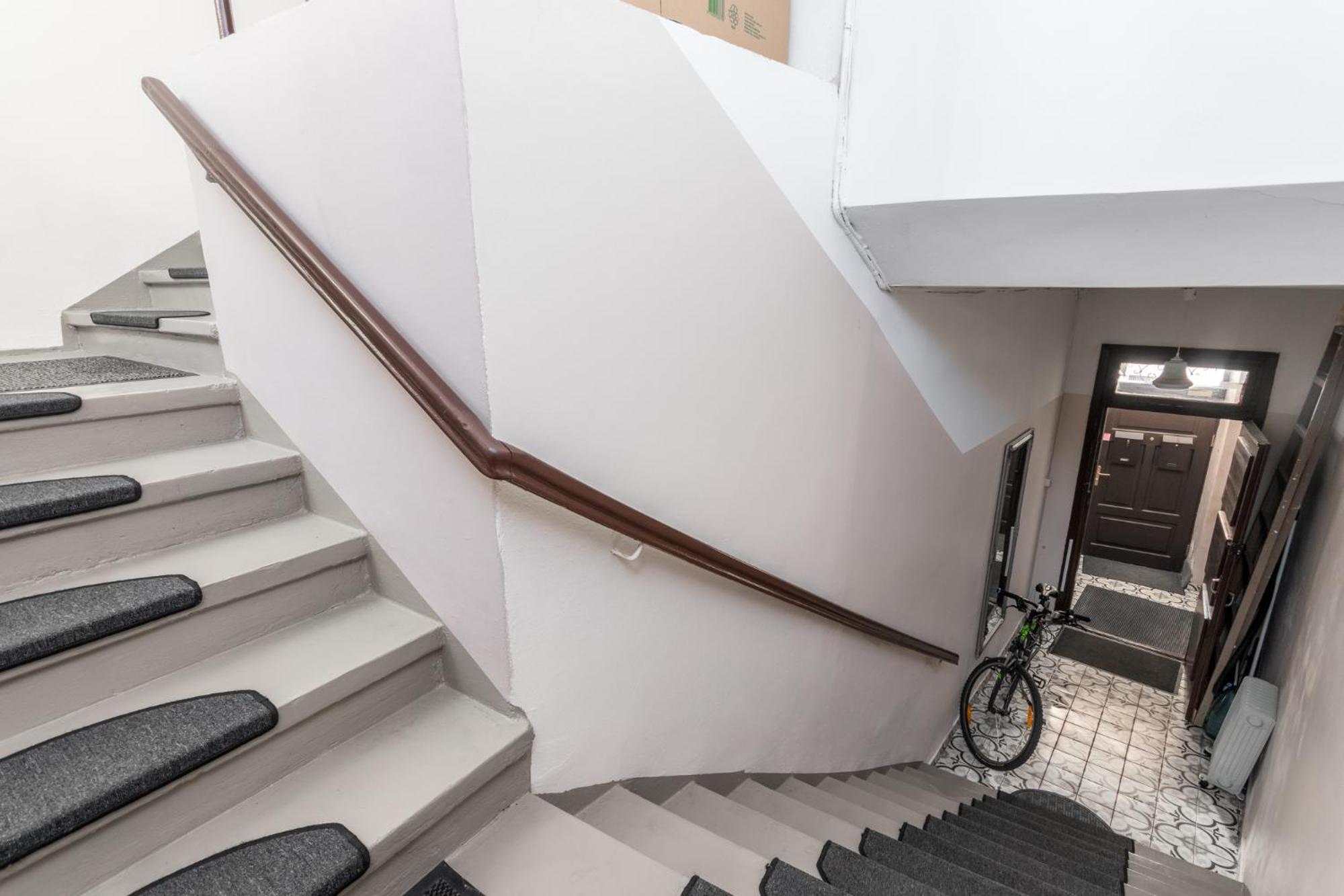 Căn hộ Elegant In Historical Centre & Free Locked Parking Riga